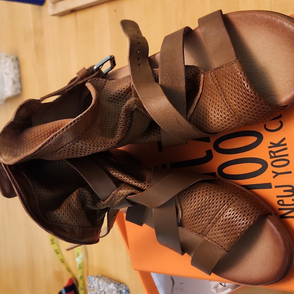 Miz Mooz Bradley Leather Heeled Sandals Size 42